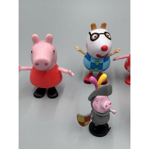 PEPPA PIG Carry Along Friends Case W/ Figures 7 And Fairground Boat Swing Lot - Picture 4 of 16